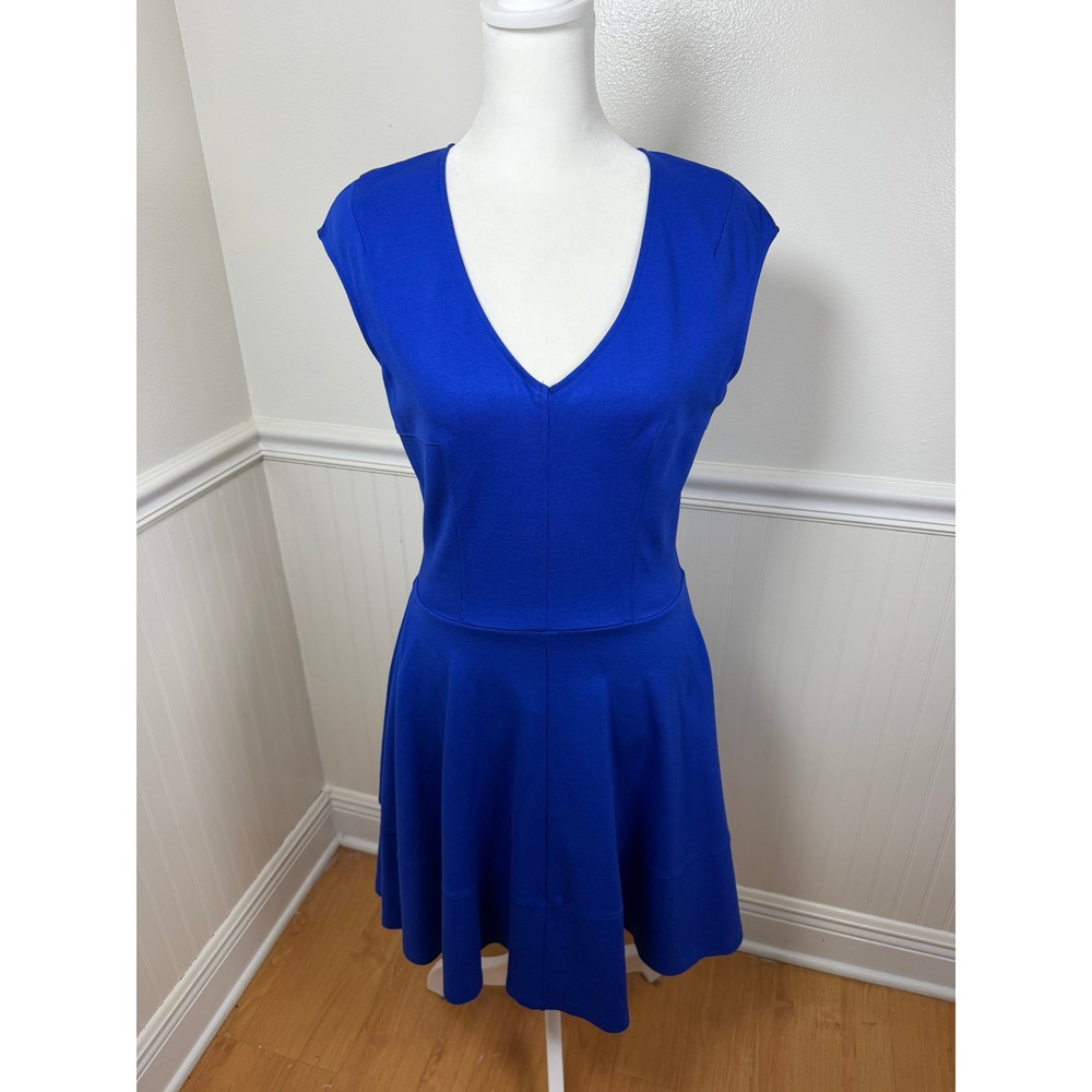 Bar III Fit and Flare Dress Women Size M Lazulite Blueโ V-Neck Skater MDK551LZU